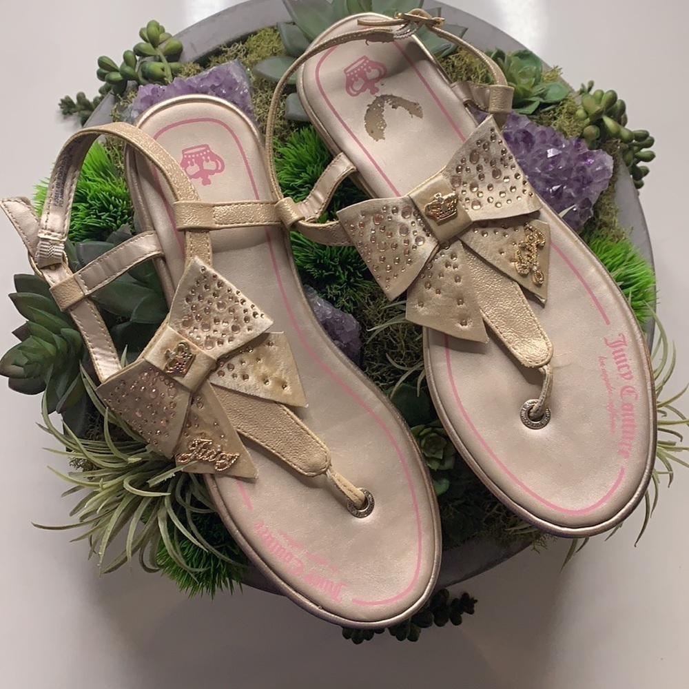 Juicy couture bow Crystal song ankle strap sandal